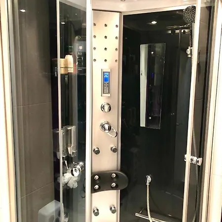 Avelov Art Apartment