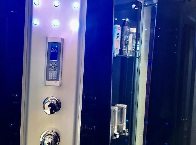 Avelov Art Апартамент *