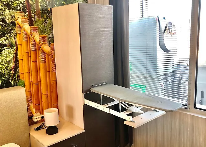 Avelov Art بورغاس